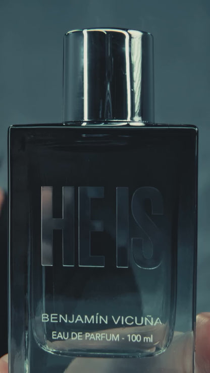 Perfume Hombre He Is EDP