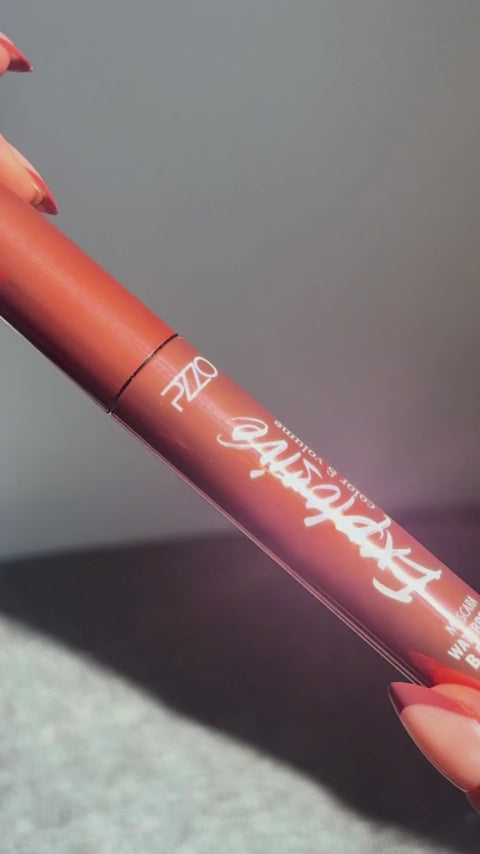 Máscara de Pestaña Explosive Color &amp; Volume Brown WP